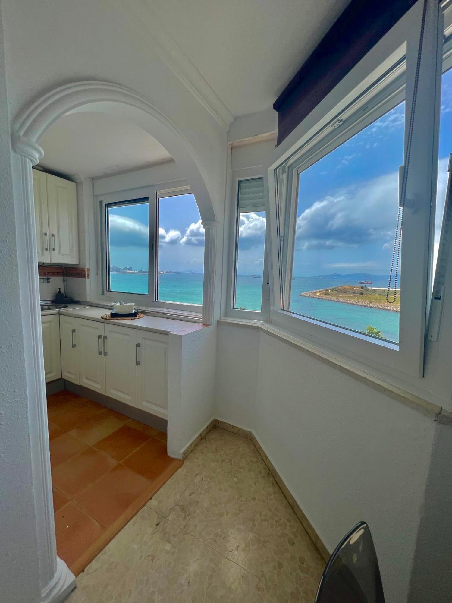 Vistas Roca Mar Apartman La Línea de la Concepción Kültér fotó